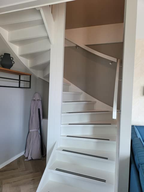 Treppe ins Obergeschoss